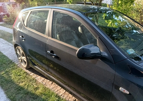 Hyundai I30 cena 15500 przebieg: 235000, rok produkcji 2010 z Ozorków małe 277